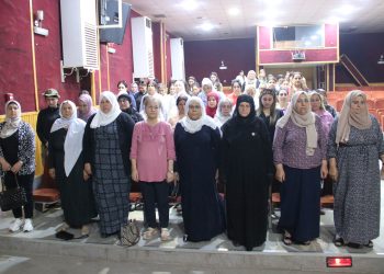         Meclisa Jinên Sûriyê li ser rola jin di Sûriyê de civînek li darxist