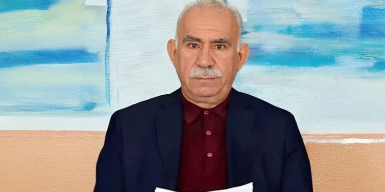 ‘Ez dixwazim bi Rêber Apo re hevdîtinê pêk bînim’