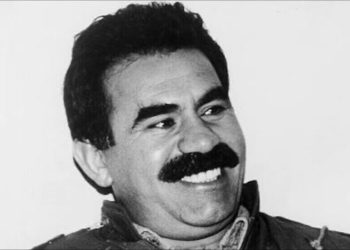 ‘Gavên dîrokî ne û divê bersivandin jî efsûnî be’