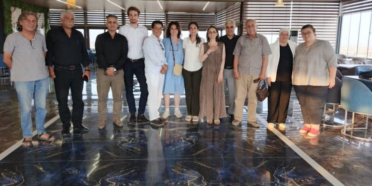Ebdella Şikakî: Wê Şandeya Firansî êşa koçberan veguhêze hikumeta xwe