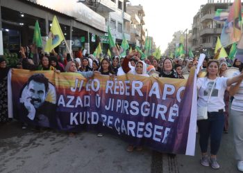 Ji bo pêkanîna azadiya Rêber Apo Şîneyên Qamişlo meşiyan