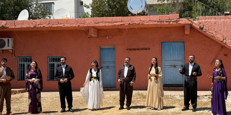 ‘Mizgîn berhema têkoşîna Rêber Apo ye’