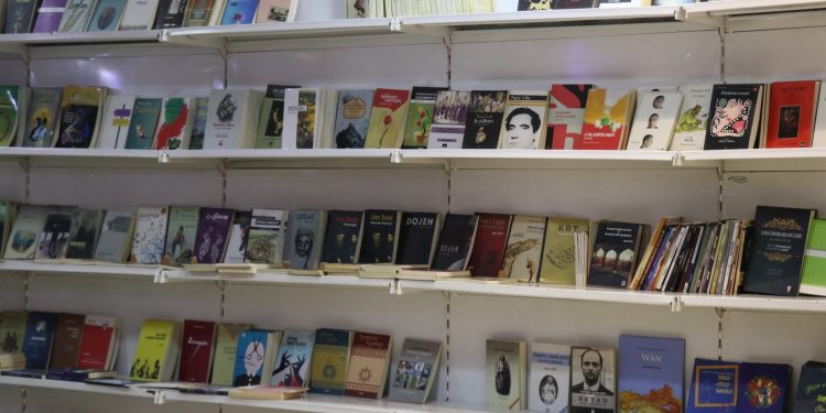 Çend gotin li ser wêjeyê (4)