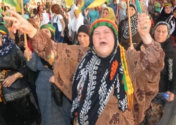 Şoreşa 19’ê Tîrmehê deriyê hest û ramanê xwe ji tevahî netewan re vekir