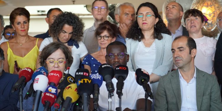 Ferhat Koçak;Divê Dewleta Tirk Qanalên bersivdayînê veke