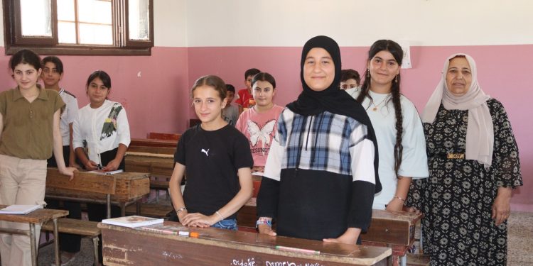 Ji bo zarokên şehîdan kûrsê ziman hatine vekirin