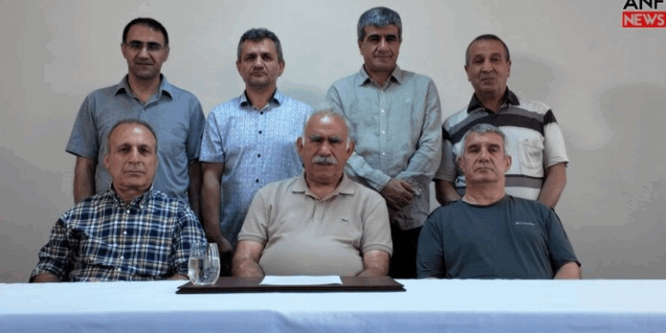 Xelatgirên Nobelê piştgirî dan banga Abdullah Ocalan
