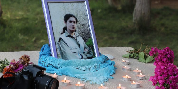 Rojnamevan û têkoşer: Denîz Firat