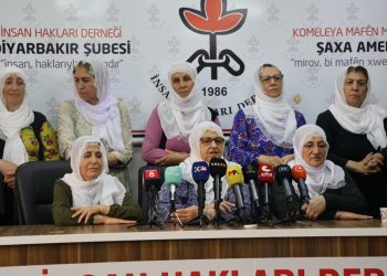 ‘Di Meclisa Enqerê de zimanê Kurdî tê înkarkirin’