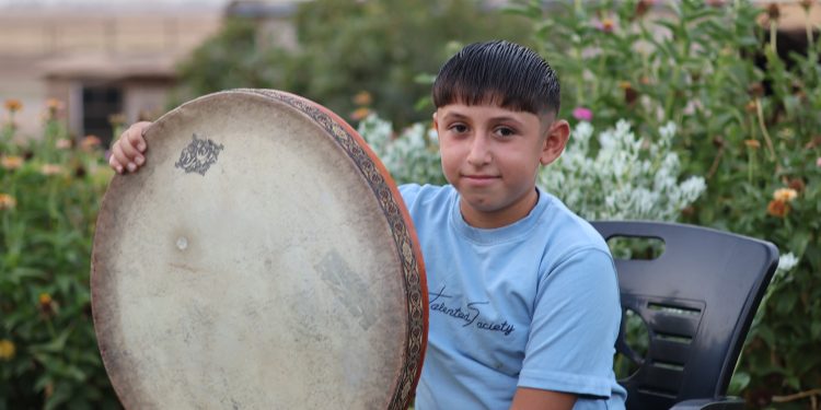 Canoyê 12 salî dildarê muzîk û hunera Kurdî ye