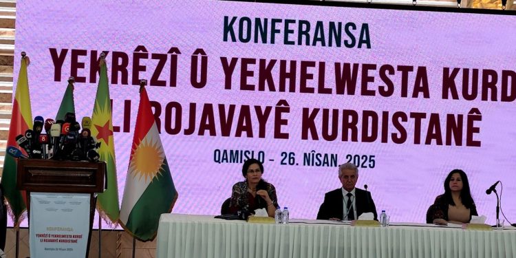 ‘Divê komîteyên hevbeş ji bo meşandina xebata yekbûyîna pêkhateyan ava bibin’