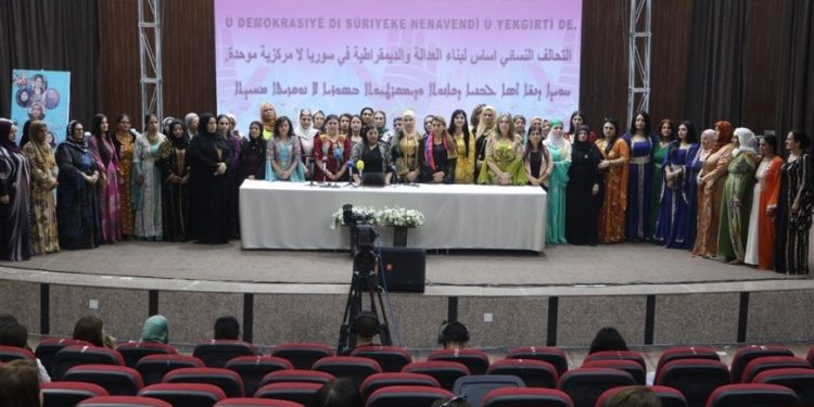 “Hevgirtina Jinan Bingeha Avakirina Edalet û Demokrasiyê ye li Sûriyaye nenavendî û yekgirtî”