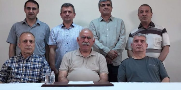‘Dewlet pêvajoyê giran bi rê ve dibe û çapemeniya wê bi şêwazê salên 90’î tevdigere’