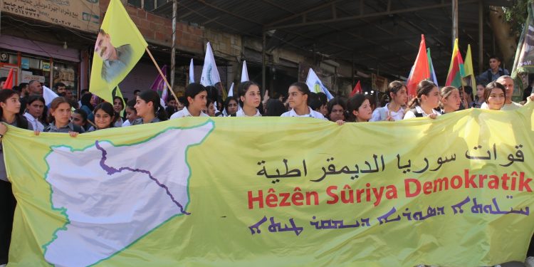 ‘Bijî Berxwedana gelan’