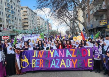 Ma gengaz e di serdema ku 8’ê Adarê bi Jin Jiyan Azadî tê xemlandin, were rakirin!