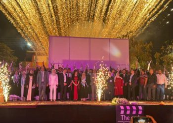 129 xwendekar ji Zanîngeha El-Şerq derçûn