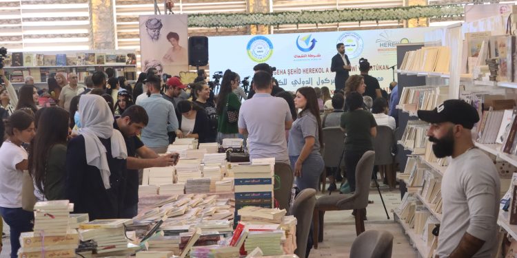 ‘Pêşangeha Şehîd Herekol bûye sembola zanînê di herêmê de’