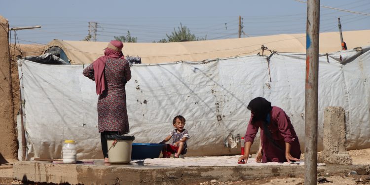 ‘Pêwîstiya koçberên kampa Waşokanî bi pêdiviyên sereke hene’
