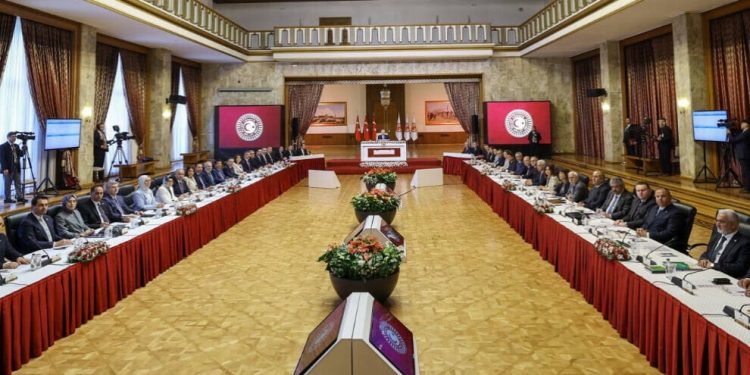 ‘Qonaxa duyem divê bi mafê hêviyê û guhertina zagonî were destpêkirin’