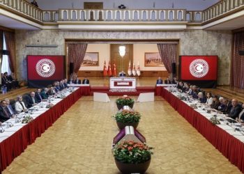 ‘Pêwîst e komîsyon ji aliyê qanûnî ve guhertinê bide çêkirin’