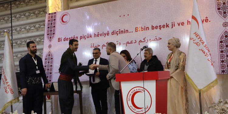 Çalakiya piştgiriyê ji bo zarokên nexweşiya penceşêrê û telasimyayê