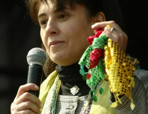 Leyla Zana; Kî ye, li hember wê çi hat kirin û piştgiriya ku hatiye raberkirin