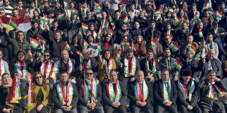Piştgiriya rewşenbîriya Kurdistanî ji bo berxwedaniya Rojava gihiştiye lûtekeyê