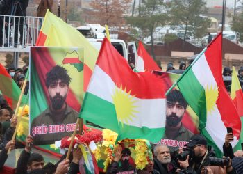 Ji bo şehîd Ehmed Omer merasîmeke bi heybet hat lidarxistin