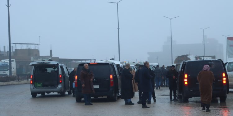 Kerwanê gelê kantona Cizirî berê xwe didin Helebê 