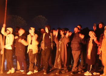 Ji sînorên Nisêbîn heyanî sînorên Başûrê Kurdistanê bi hezaran gel li qada ye