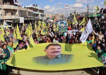 ‘Pêwîst e di serî de azadiya Rêber Apo pêk were’