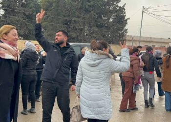 Şêniyên herêma Firatê bi karwanên hevgirtinê ber bi Şêxmeqsûd û Eşrefiyê ve diçin