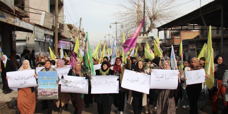 Şêniyên bajarê Dêrikê dorpêca li ser Şêxmeqsûd û Eşrefiyê Şermezar kirin