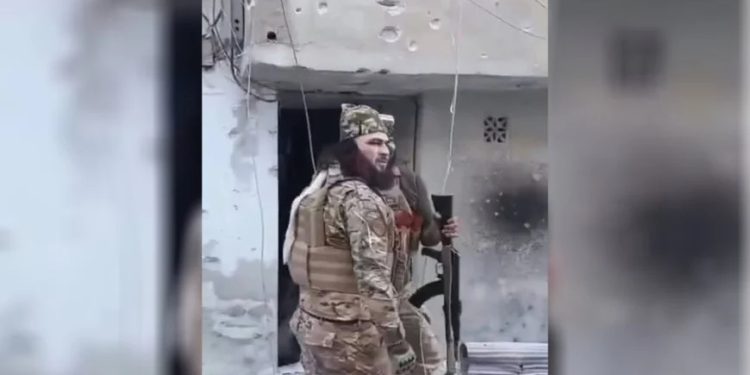 ‘Hikumeta demkî dibin navê Islama siyasî de kiryarên dijmirovî pêk tîne’