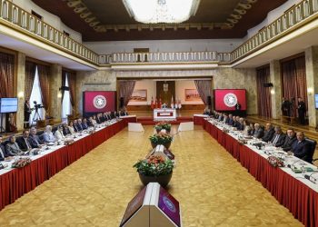 ‘Çareserî bi veguherîna qanûnan a berfireh pêkan e’