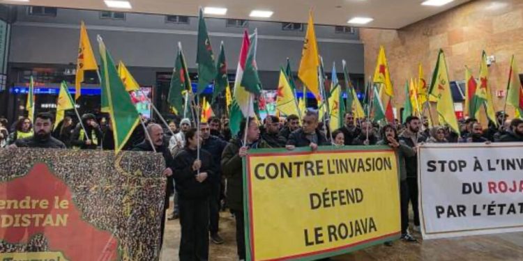 Ciwanên Kurd li Ewropayê piştgiriya Rojava dikin
