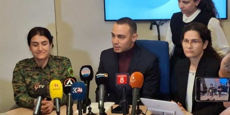 Maf di destura Sûriyê de bê teqezkirin û rola YPJ’ê bê qebûlkirin