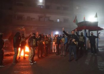‘Divê xweparastin û Şerê Gelê Şoreşgerî xurt be’
