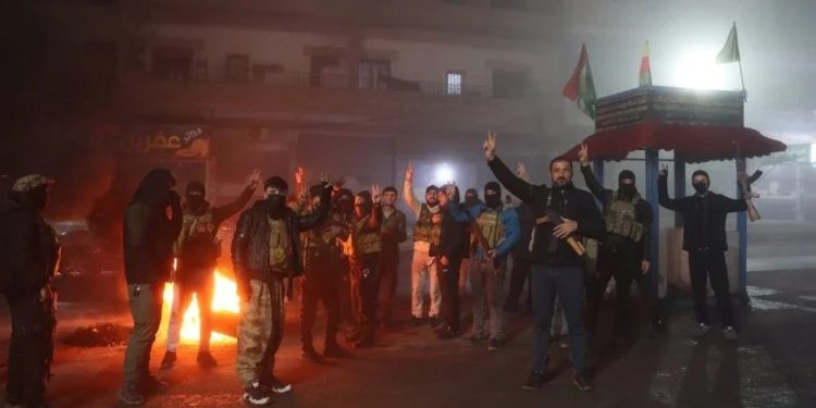 ‘Divê xweparastin û Şerê Gelê Şoreşgerî xurt be’