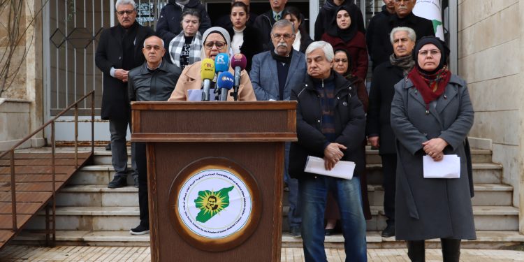 Insiyatîfa Sûrî ya azadiya Rêber Apo û Rojnemavanên Ereb tevlî kampaniya Cîhanî ya azadiya Rêber Apo bûn