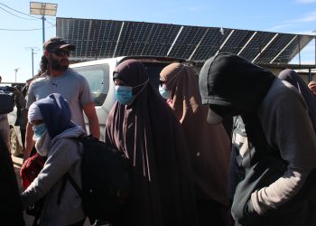 Çeteyên DAIŞ’ê zarokên xwe bi heman îdeolojiyê mezin dikin