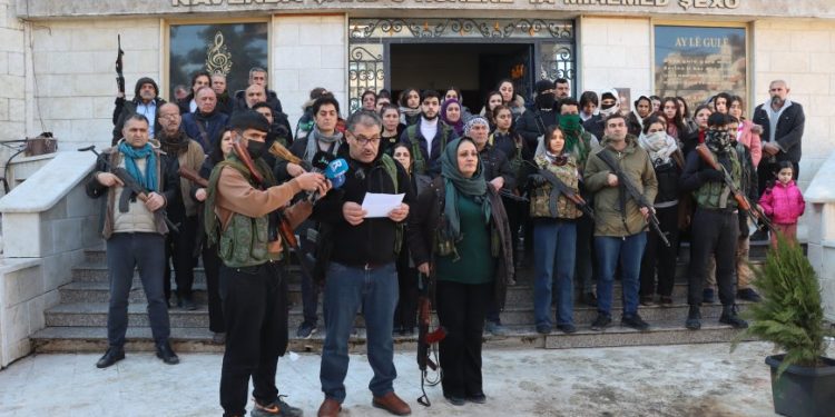 ‘Rewşenbîr jî tevlî seferberiyê bûne’
