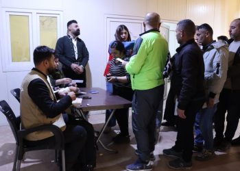 Alîkariya xelkê Xurmato li koçberên li Qamişloyê hat belavkirin