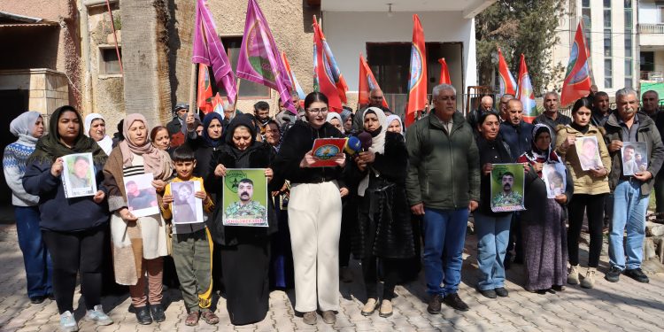 Meclisa Malbatên Şehîdan a Rojava bi daxuyanîkê daxwaza berdana dîlgirtiyan kirin