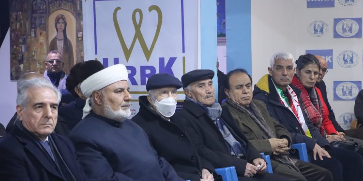 ‘Rewşenbîr ditirsin ku rêveberiyeke din were û saziyên çandî paşguh bike’