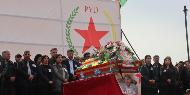 Merasîma oxirkirina Şehîd Salih Muslim li bajarê Qamişlo hate lidarxistin