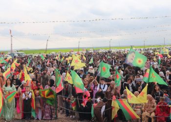 Newroza 2026‘an li bajarê Dêrikê hat pîroz kirin