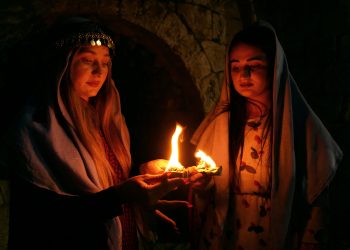 Cejna nûbûna jiyan û xwezayê: Çarşema Sor