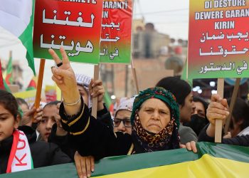 ‘Divê nûnerên jinan li ser xeta azadiya jinê û hêza wê tevbigerin’