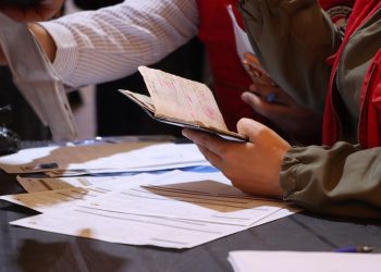 Deriyê serlêdanên hemwelatîbûnê ji bo kesên bê nasname hat vekirin